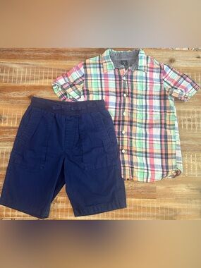 Gap Kids Boys button up shirt and Shorts outfit set size M